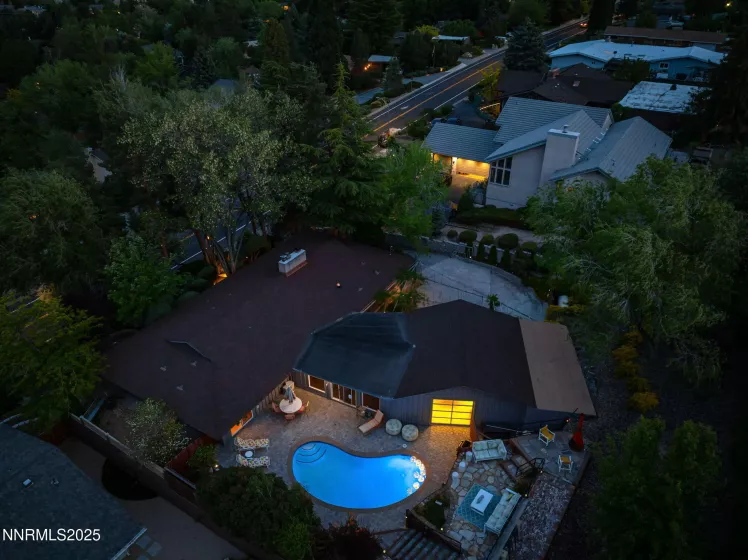 2135 Skyline, Reno, Nevada 89509, 3 Bedrooms Bedrooms, ,3 BathroomsBathrooms,Residential,Residential,Skyline,250006502