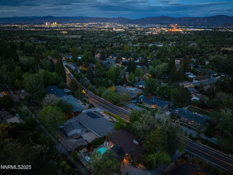 2135 Skyline, Reno, Nevada 89509, 3 Bedrooms Bedrooms, ,3 BathroomsBathrooms,Residential,Residential,Skyline,250006502