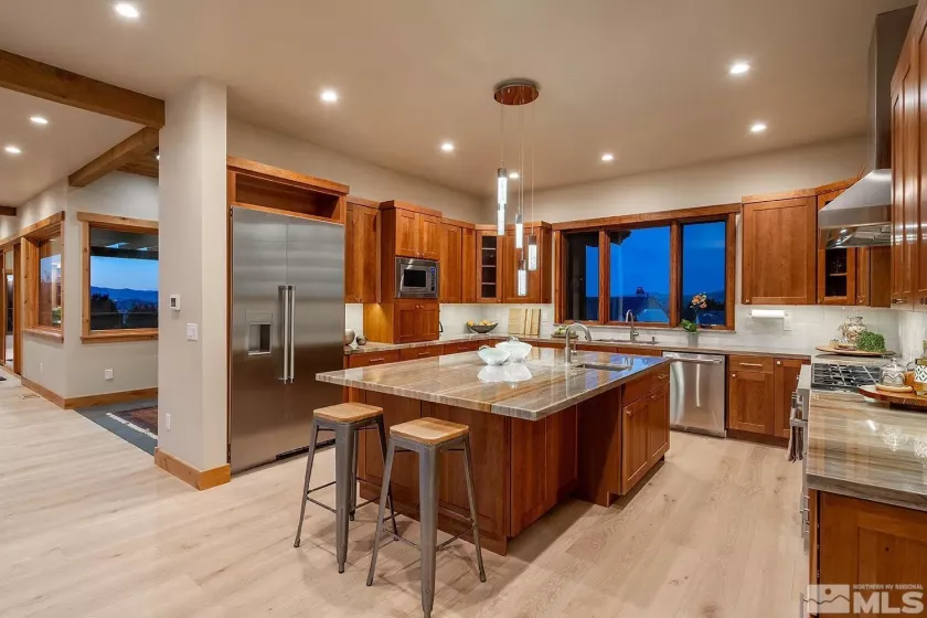 11255 Boulder Glen, Reno, Nevada 89511, 4 Bedrooms Bedrooms, ,6 BathroomsBathrooms,Residential,Residential,Boulder Glen,250050066