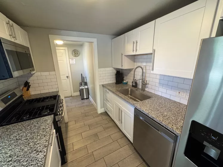 565 Denslowe, Reno, Nevada 89512, ,Residential Income,Residential,Denslowe,250050077
