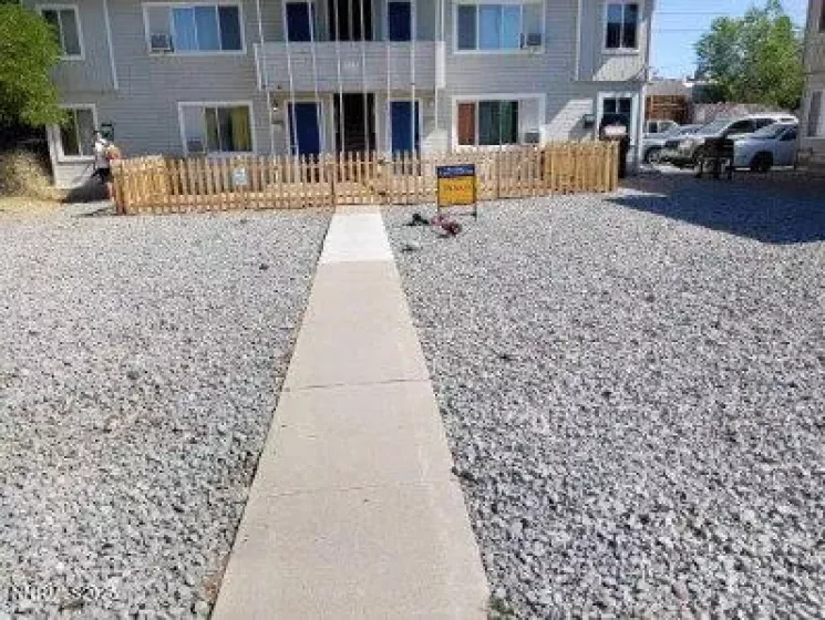 565 Denslowe, Reno, Nevada 89512, ,Residential Income,Residential,Denslowe,250050077