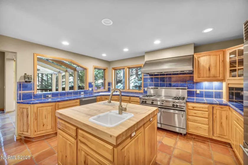 1445 Austrian Pine, Reno, Nevada 89511, 4 Bedrooms Bedrooms, ,4 BathroomsBathrooms,Residential,Residential,Austrian Pine,250050082