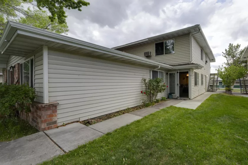 4941 Catalina, Reno, Nevada 89502, 2 Bedrooms Bedrooms, ,1 BathroomBathrooms,Residential,Residential,Catalina,250050084