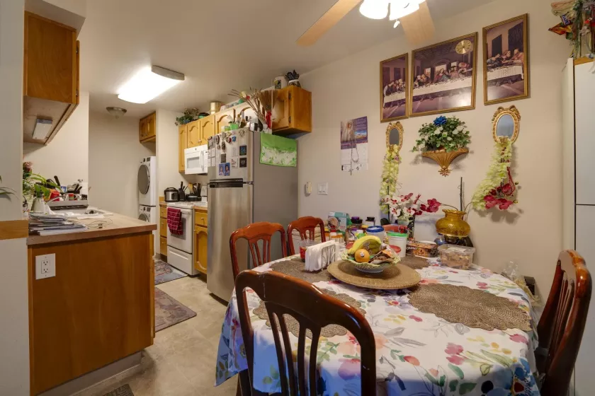 4941 Catalina, Reno, Nevada 89502, 2 Bedrooms Bedrooms, ,1 BathroomBathrooms,Residential,Residential,Catalina,250050084
