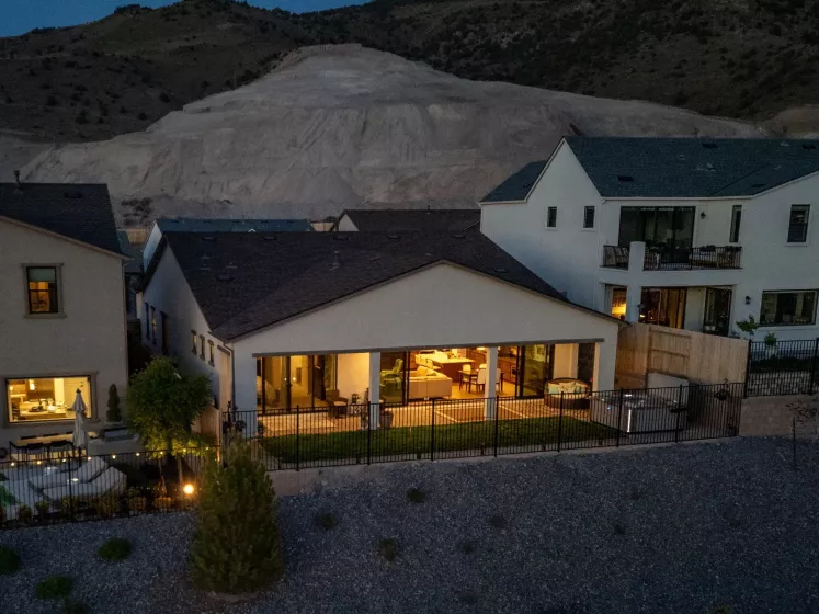 15025 Iron River, Reno, Nevada 89521, 3 Bedrooms Bedrooms, ,3 BathroomsBathrooms,Residential,Residential,Iron River,250050093