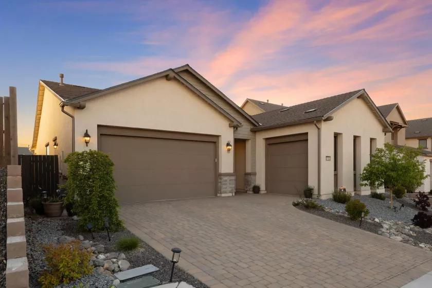 15025 Iron River, Reno, Nevada 89521, 3 Bedrooms Bedrooms, ,3 BathroomsBathrooms,Residential,Residential,Iron River,250050093