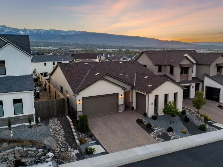 15025 Iron River, Reno, Nevada 89521, 3 Bedrooms Bedrooms, ,3 BathroomsBathrooms,Residential,Residential,Iron River,250050093