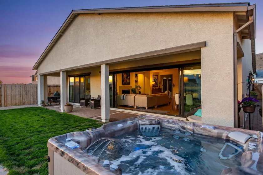 15025 Iron River, Reno, Nevada 89521, 3 Bedrooms Bedrooms, ,3 BathroomsBathrooms,Residential,Residential,Iron River,250050093