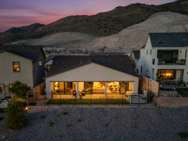 15025 Iron River, Reno, Nevada 89521, 3 Bedrooms Bedrooms, ,3 BathroomsBathrooms,Residential,Residential,Iron River,250050093