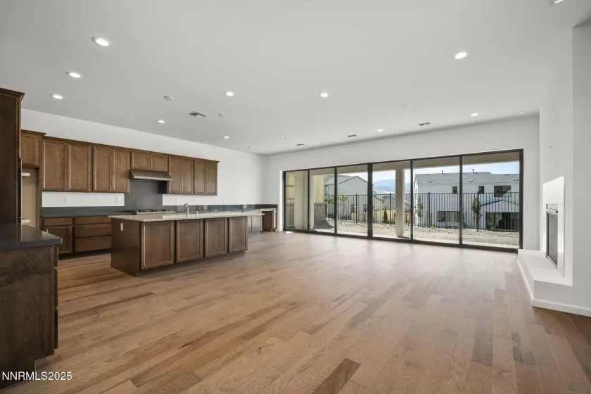 15025 Iron River, Reno, Nevada 89521, 3 Bedrooms Bedrooms, ,3 BathroomsBathrooms,Residential,Residential,Iron River,250050093