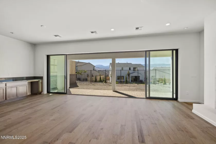 15025 Iron River, Reno, Nevada 89521, 3 Bedrooms Bedrooms, ,3 BathroomsBathrooms,Residential,Residential,Iron River,250050093