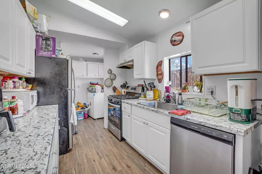 520 Wall Canyon, Sun Valley, Nevada 89433, 3 Bedrooms Bedrooms, ,2 BathroomsBathrooms,Residential,Residential,Wall Canyon,250050094
