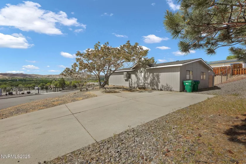 520 Wall Canyon, Sun Valley, Nevada 89433, 3 Bedrooms Bedrooms, ,2 BathroomsBathrooms,Residential,Residential,Wall Canyon,250050094