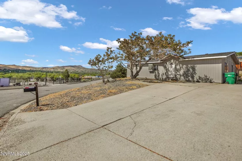 520 Wall Canyon, Sun Valley, Nevada 89433, 3 Bedrooms Bedrooms, ,2 BathroomsBathrooms,Residential,Residential,Wall Canyon,250050094