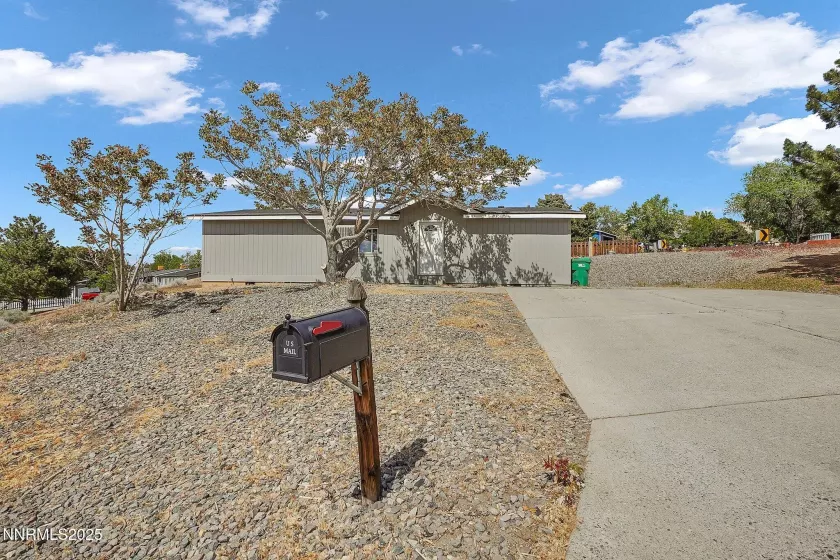 520 Wall Canyon, Sun Valley, Nevada 89433, 3 Bedrooms Bedrooms, ,2 BathroomsBathrooms,Residential,Residential,Wall Canyon,250050094