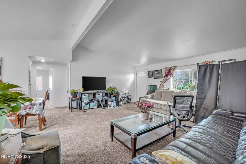 520 Wall Canyon, Sun Valley, Nevada 89433, 3 Bedrooms Bedrooms, ,2 BathroomsBathrooms,Residential,Residential,Wall Canyon,250050094