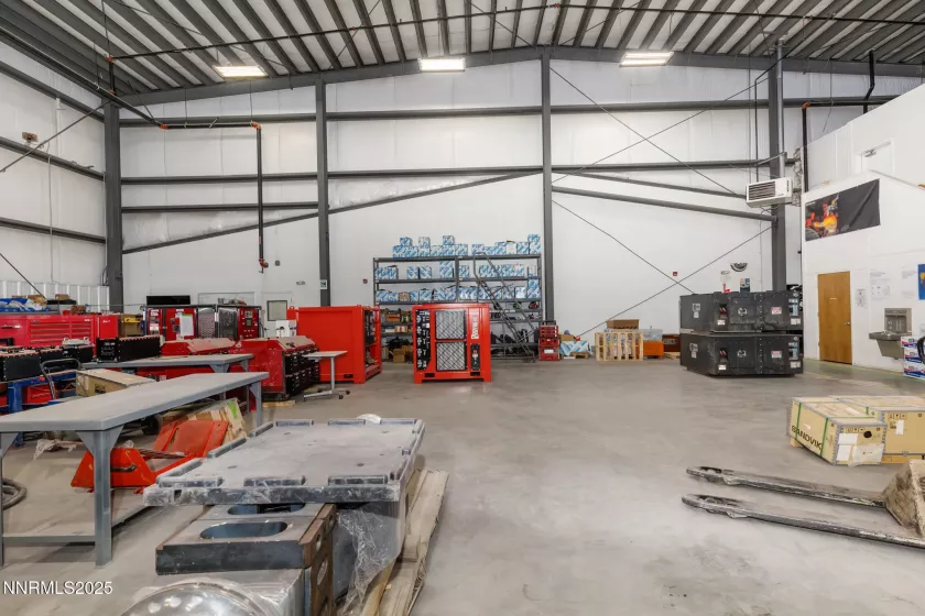 2575 Alta Vista, Elko, Nevada 89801, ,Commercial Lease,Manufactured,Alta Vista,250050098