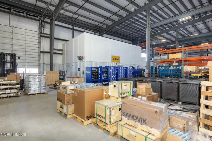 2575 Alta Vista, Elko, Nevada 89801, ,Commercial Lease,Manufactured,Alta Vista,250050098