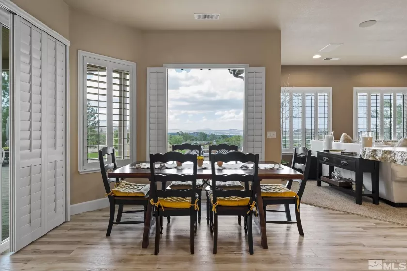 5330 Ventana, Reno, Nevada 89511, 5 Bedrooms Bedrooms, ,4 BathroomsBathrooms,Residential,Residential,Ventana,250050099
