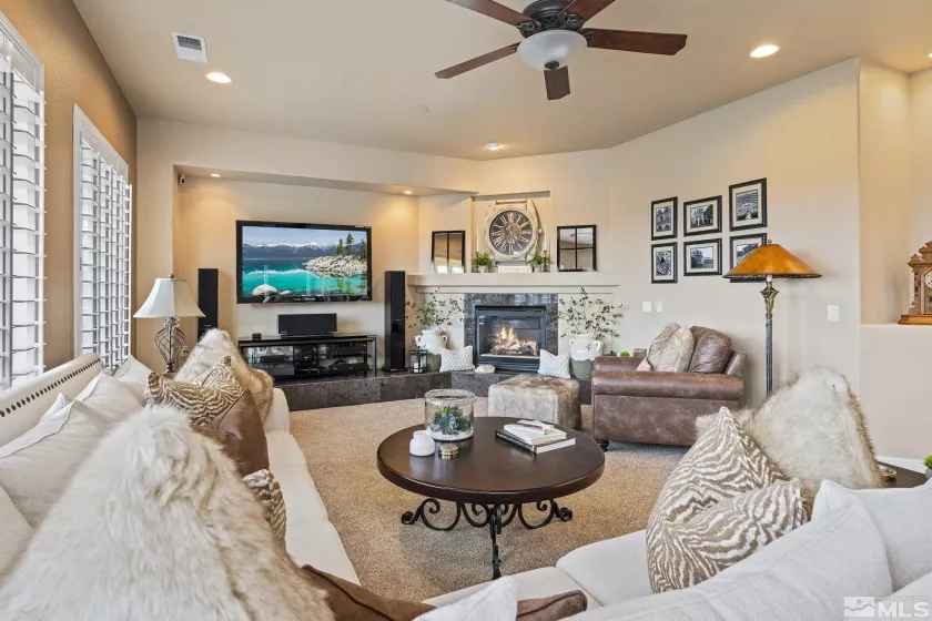 5330 Ventana, Reno, Nevada 89511, 5 Bedrooms Bedrooms, ,4 BathroomsBathrooms,Residential,Residential,Ventana,250050099