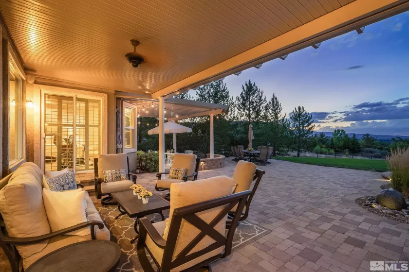 5330 Ventana, Reno, Nevada 89511, 5 Bedrooms Bedrooms, ,4 BathroomsBathrooms,Residential,Residential,Ventana,250050099