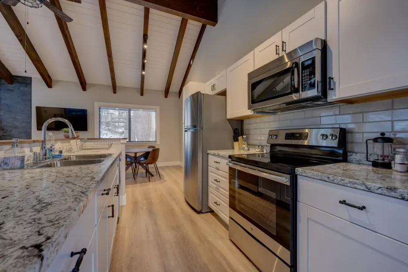 347 Cottonwood, Incline Village, Nevada 89451, ,Commercial Sale,Residential,Cottonwood,250050105