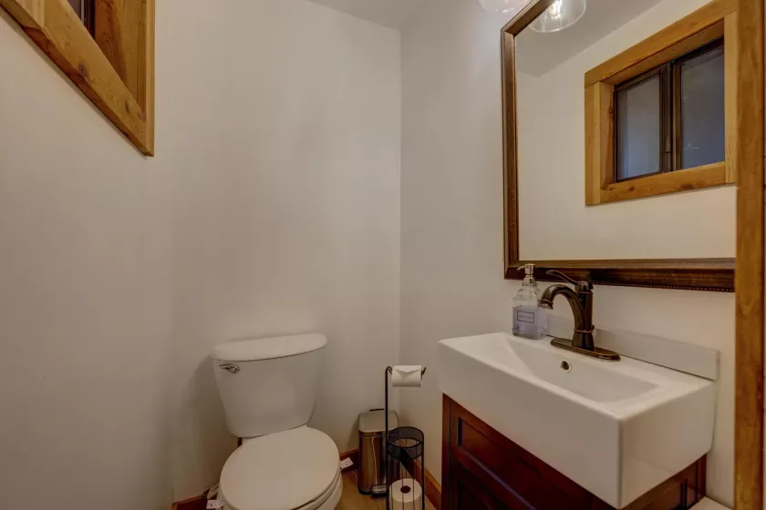 347 Cottonwood, Incline Village, Nevada 89451, ,Commercial Sale,Residential,Cottonwood,250050105