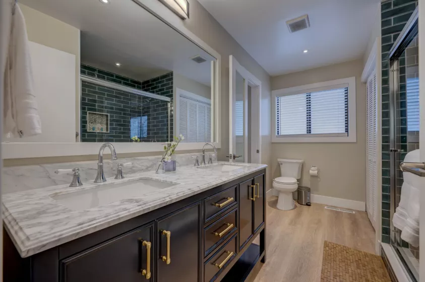 347 Cottonwood, Incline Village, Nevada 89451, ,Commercial Sale,Residential,Cottonwood,250050105