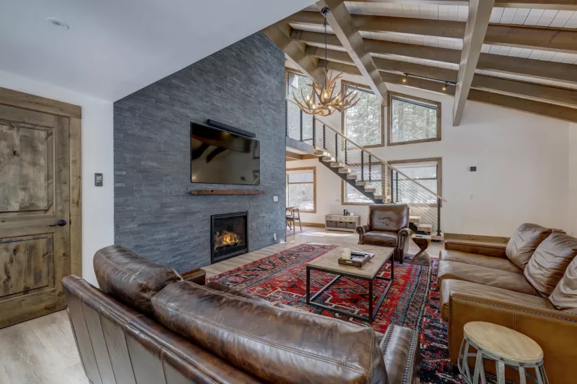 347 Cottonwood, Incline Village, Nevada 89451, ,Commercial Sale,Residential,Cottonwood,250050105