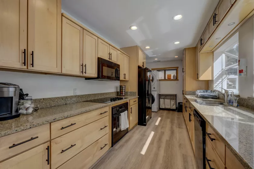 347 Cottonwood, Incline Village, Nevada 89451, ,Commercial Sale,Residential,Cottonwood,250050105