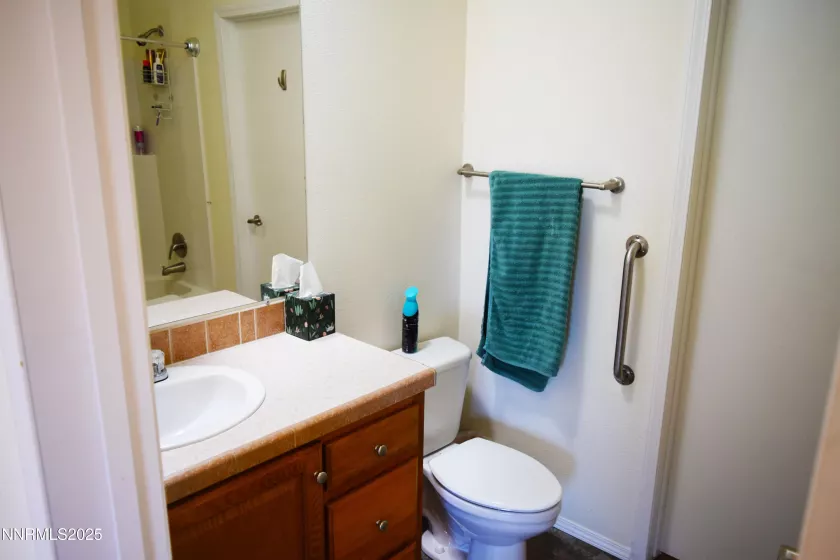 3 Smoke Tree, Yerington, Nevada 89447, 3 Bedrooms Bedrooms, ,2 BathroomsBathrooms,Residential,Residential,Smoke Tree,250050106