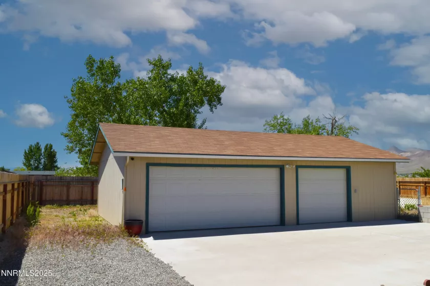 3 Smoke Tree, Yerington, Nevada 89447, 3 Bedrooms Bedrooms, ,2 BathroomsBathrooms,Residential,Residential,Smoke Tree,250050106