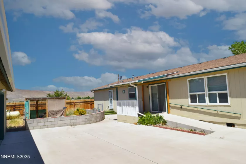 3 Smoke Tree, Yerington, Nevada 89447, 3 Bedrooms Bedrooms, ,2 BathroomsBathrooms,Residential,Residential,Smoke Tree,250050106