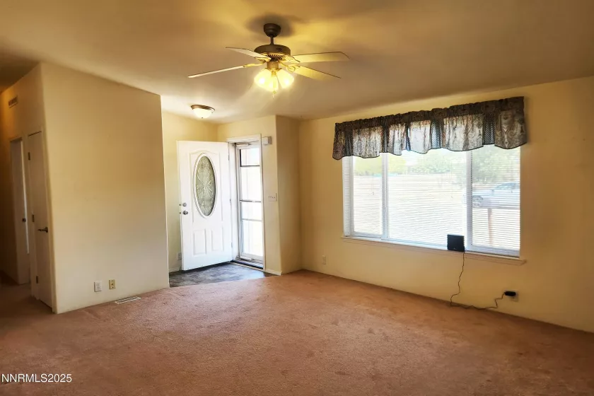 3 Smoke Tree, Yerington, Nevada 89447, 3 Bedrooms Bedrooms, ,2 BathroomsBathrooms,Residential,Residential,Smoke Tree,250050106