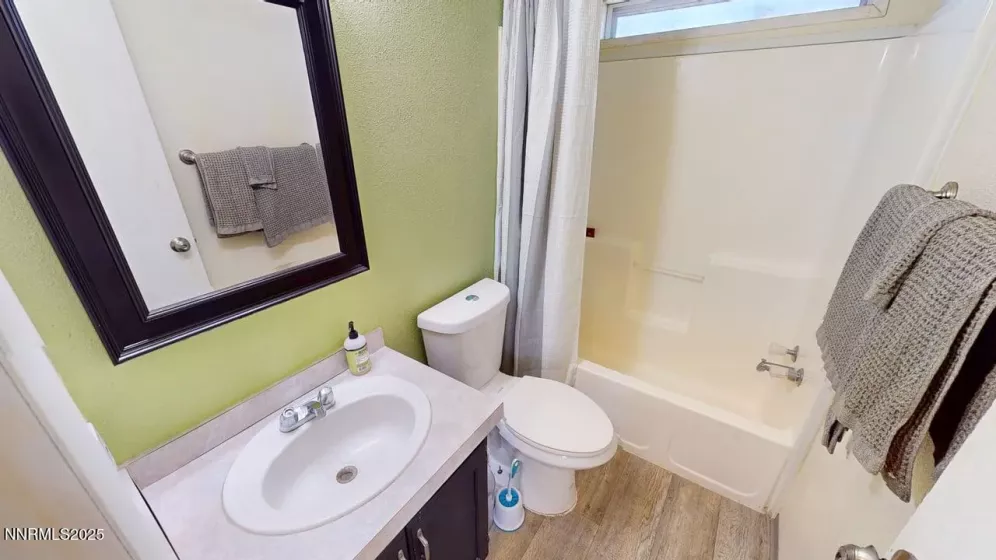 100 Mount Lewis, Battle Mountain, Nevada 89820, 3 Bedrooms Bedrooms, ,2 BathroomsBathrooms,Residential,Residential,Mount Lewis,250050110