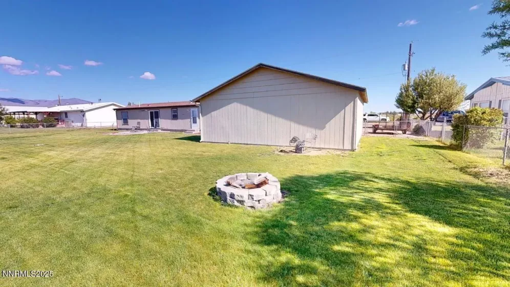 100 Mount Lewis, Battle Mountain, Nevada 89820, 3 Bedrooms Bedrooms, ,2 BathroomsBathrooms,Residential,Residential,Mount Lewis,250050110