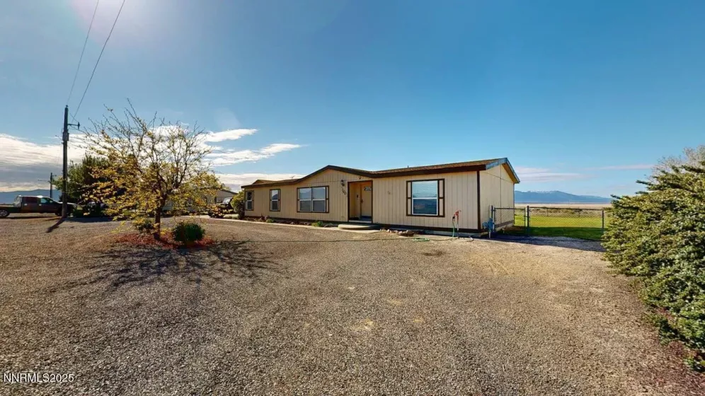 100 Mount Lewis, Battle Mountain, Nevada 89820, 3 Bedrooms Bedrooms, ,2 BathroomsBathrooms,Residential,Residential,Mount Lewis,250050110
