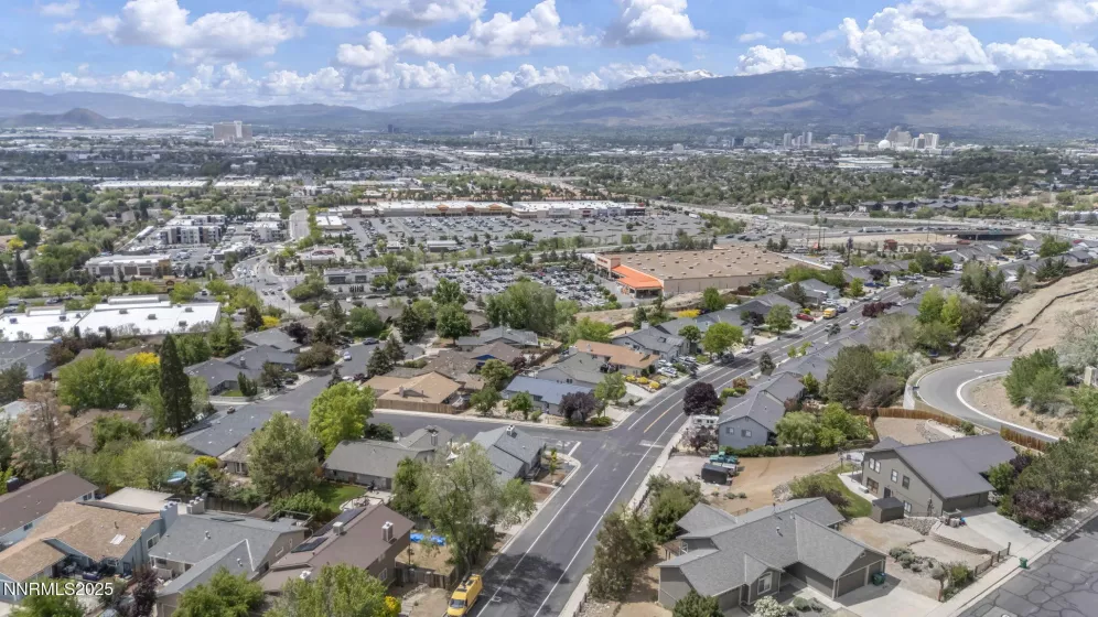 3040 Scottsdale, Reno, Nevada 89512, 5 Bedrooms Bedrooms, ,3 BathroomsBathrooms,Residential,Residential,Scottsdale,250050116