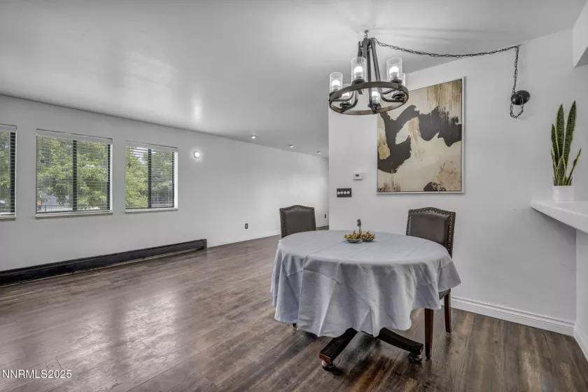 3040 Scottsdale, Reno, Nevada 89512, 5 Bedrooms Bedrooms, ,3 BathroomsBathrooms,Residential,Residential,Scottsdale,250050116