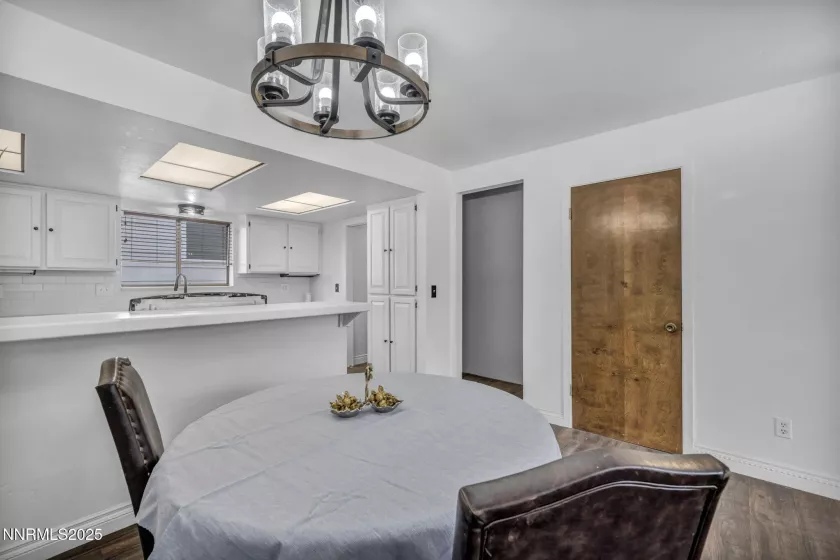 3040 Scottsdale, Reno, Nevada 89512, 5 Bedrooms Bedrooms, ,3 BathroomsBathrooms,Residential,Residential,Scottsdale,250050116