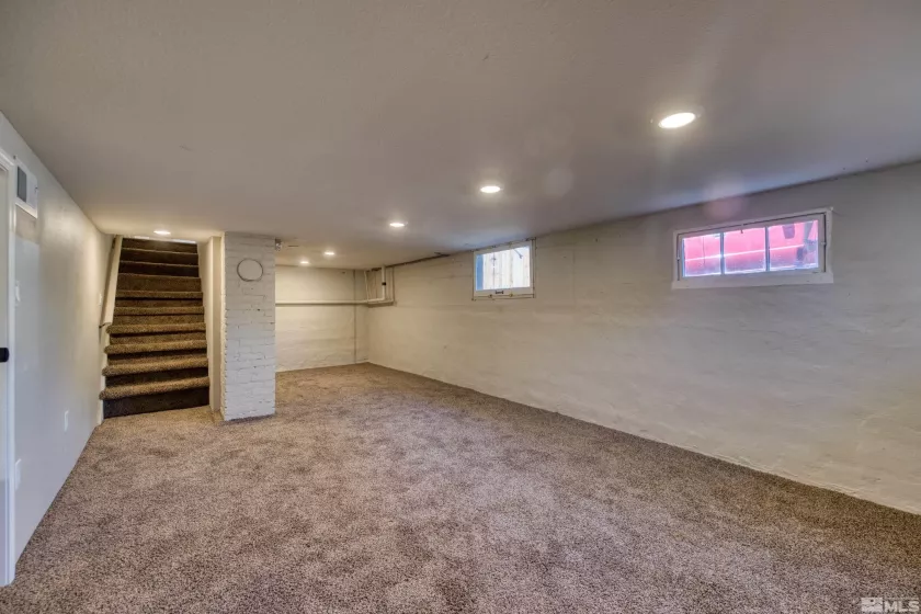 138 Mount Rose, Reno, Nevada 89509, 2 Bedrooms Bedrooms, ,2 BathroomsBathrooms,Residential,Residential,Mount Rose,250006124
