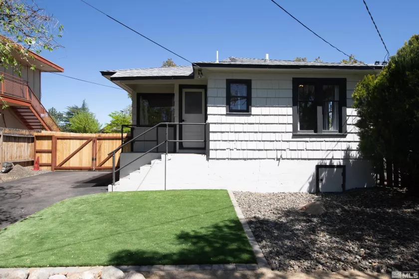 138 Mount Rose, Reno, Nevada 89509, 2 Bedrooms Bedrooms, ,2 BathroomsBathrooms,Residential,Residential,Mount Rose,250006124