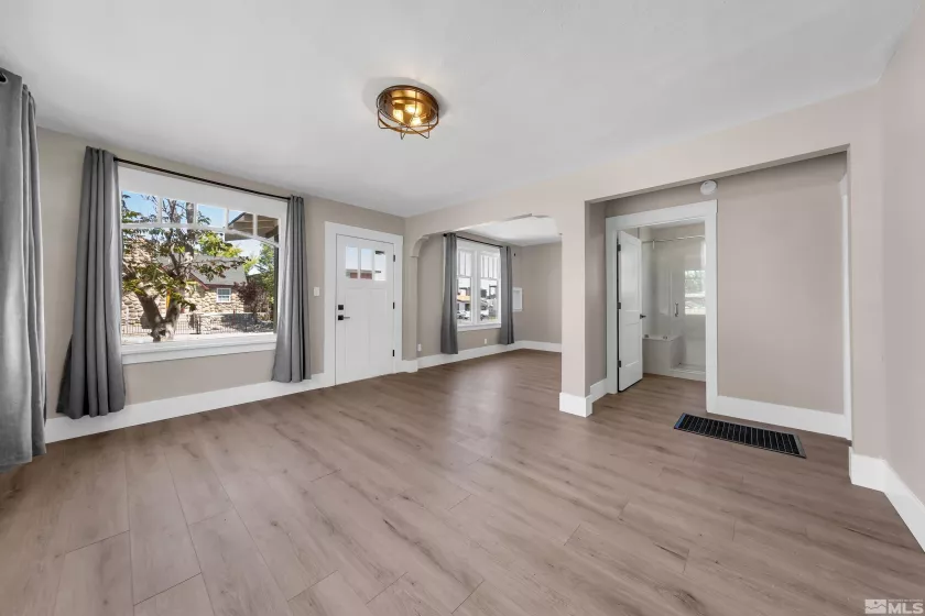 138 Mount Rose, Reno, Nevada 89509, 2 Bedrooms Bedrooms, ,2 BathroomsBathrooms,Residential,Residential,Mount Rose,250006124