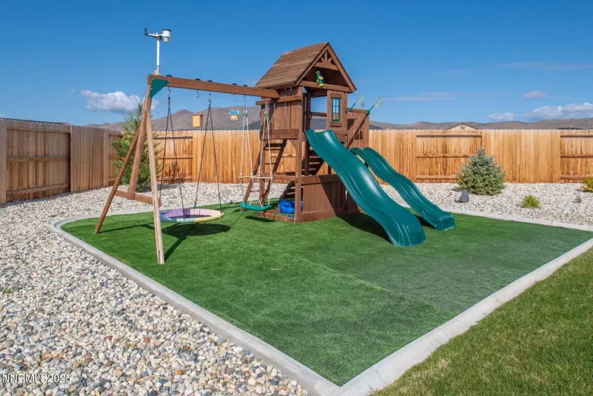 215 Great Vine, Sparks, Nevada 89441, 4 Bedrooms Bedrooms, ,3 BathroomsBathrooms,Residential,Residential,Great Vine,250050118