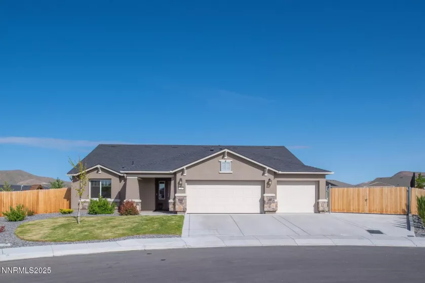 215 Great Vine, Sparks, Nevada 89441, 4 Bedrooms Bedrooms, ,3 BathroomsBathrooms,Residential,Residential,Great Vine,250050118