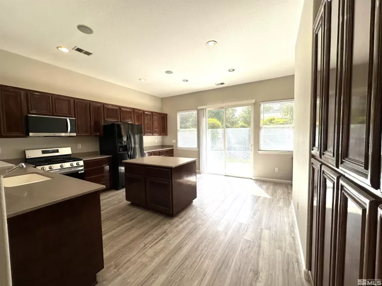 10599 Crystal Bay, Reno, Nevada 89521, 3 Bedrooms Bedrooms, ,2 BathroomsBathrooms,Residential,Residential,Crystal Bay,250006521