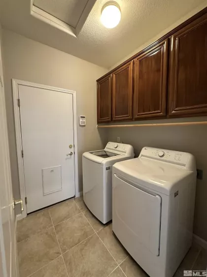10599 Crystal Bay, Reno, Nevada 89521, 3 Bedrooms Bedrooms, ,2 BathroomsBathrooms,Residential,Residential,Crystal Bay,250006521