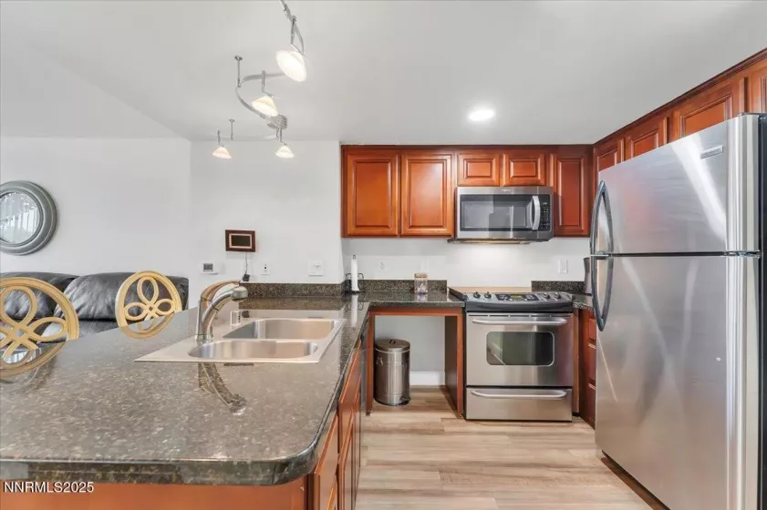 450 Arlington, Reno, Nevada 89503, 1 Bedroom Bedrooms, ,1 BathroomBathrooms,Residential,Residential,Arlington,250050124