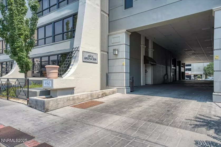 450 Arlington, Reno, Nevada 89503, 1 Bedroom Bedrooms, ,1 BathroomBathrooms,Residential,Residential,Arlington,250050124