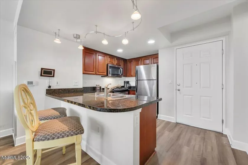450 Arlington, Reno, Nevada 89503, 1 Bedroom Bedrooms, ,1 BathroomBathrooms,Residential,Residential,Arlington,250050124